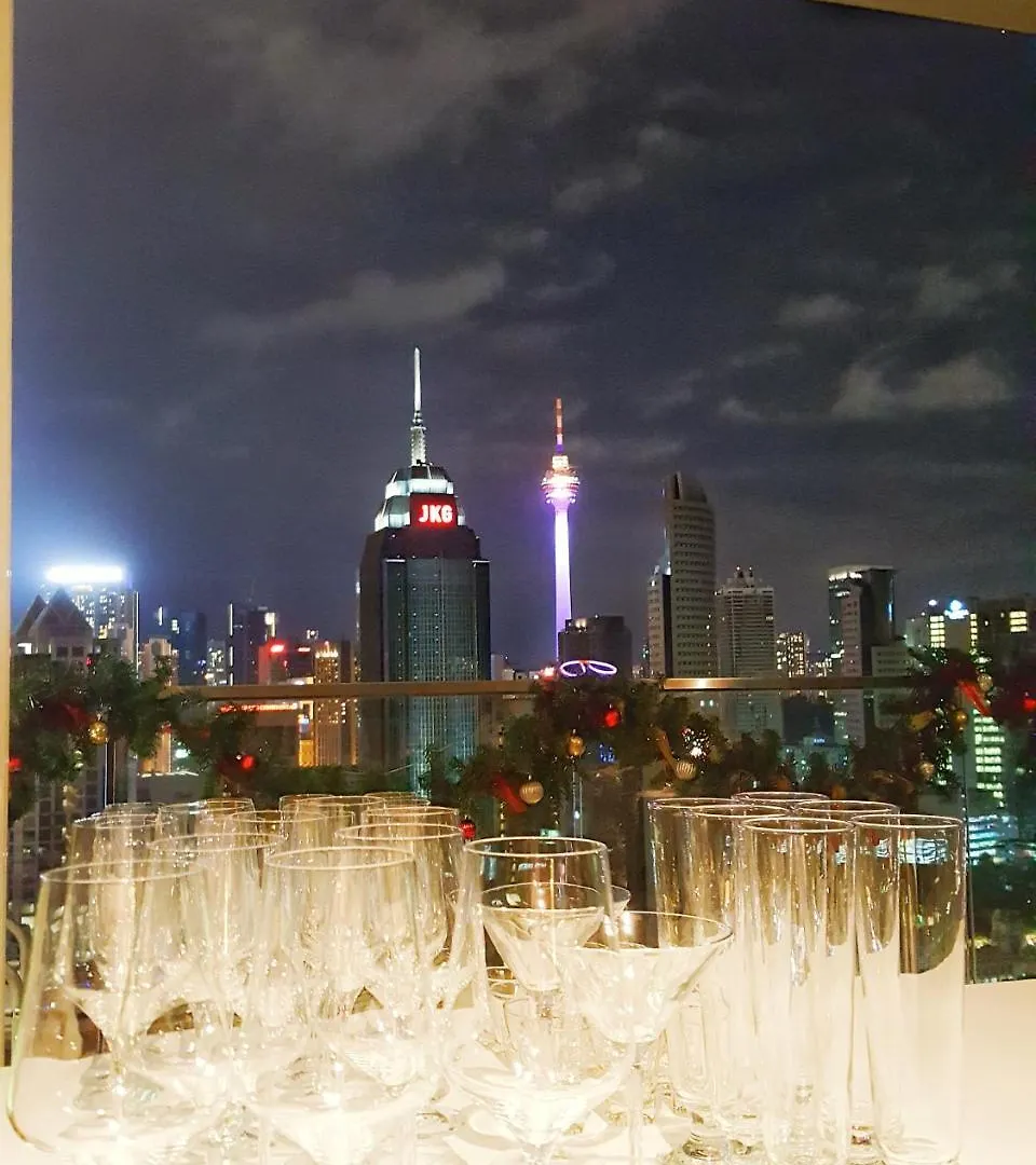 Tuxedo Kl No.1 Rooftop Pool W Skyscraper Views Hotel Kuala Lumpur 0*,